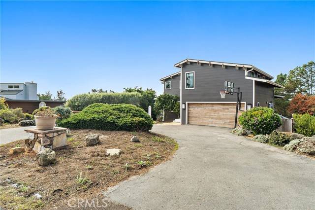 Cambria, CA 93428,432 Exeter Lane