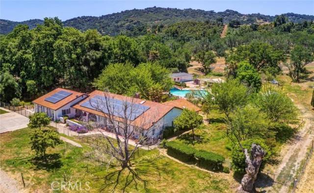 Atascadero, CA 93422,9525 Gallina Court