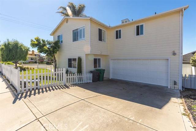 Grover Beach, CA 93433,581 Newport Avenue