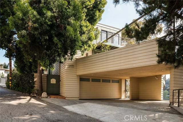 Studio City, CA 91604,3771 Sunswept Drive