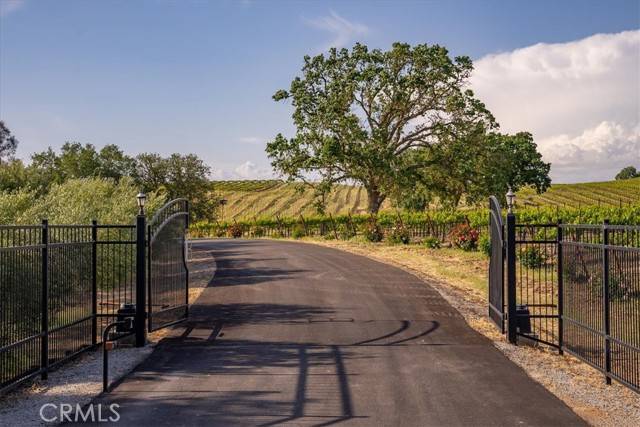 Paso Robles, CA 93446,6944 Union Road