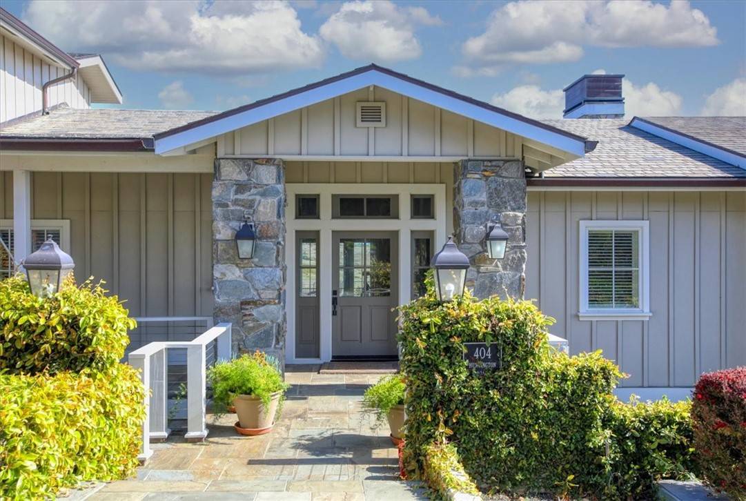Cambria, CA 93428,404 Huntington Road