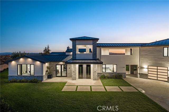 Paso Robles, CA 93446,888 Camino Vina