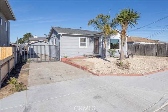 Grover Beach, CA 93433,929 Trouville Avenue