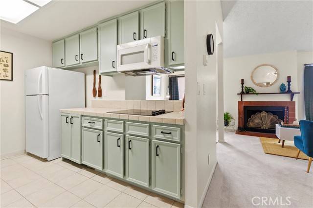 San Luis Obispo, CA 93401,570 Peach Street #31