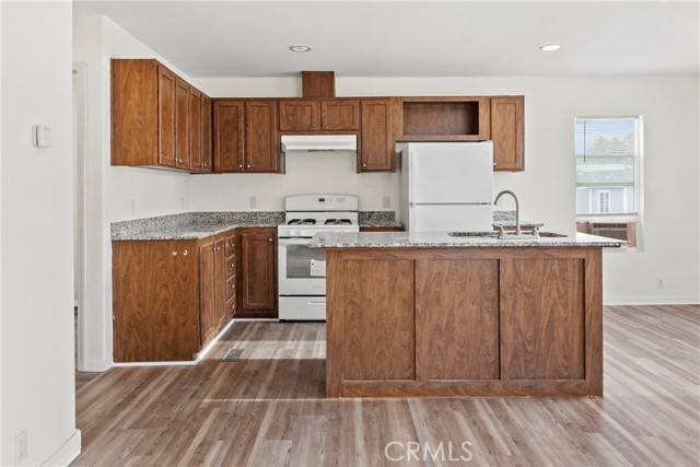 San Luis Obispo, CA 93401,145 South #B08