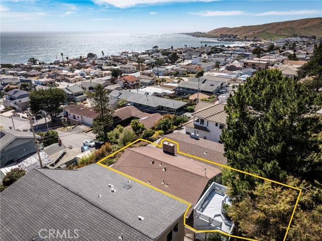 Cayucos, CA 93430,833 Park Avenue