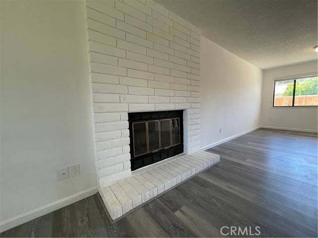 Fresno, CA 93705,1935 W Santa Ana Avenue