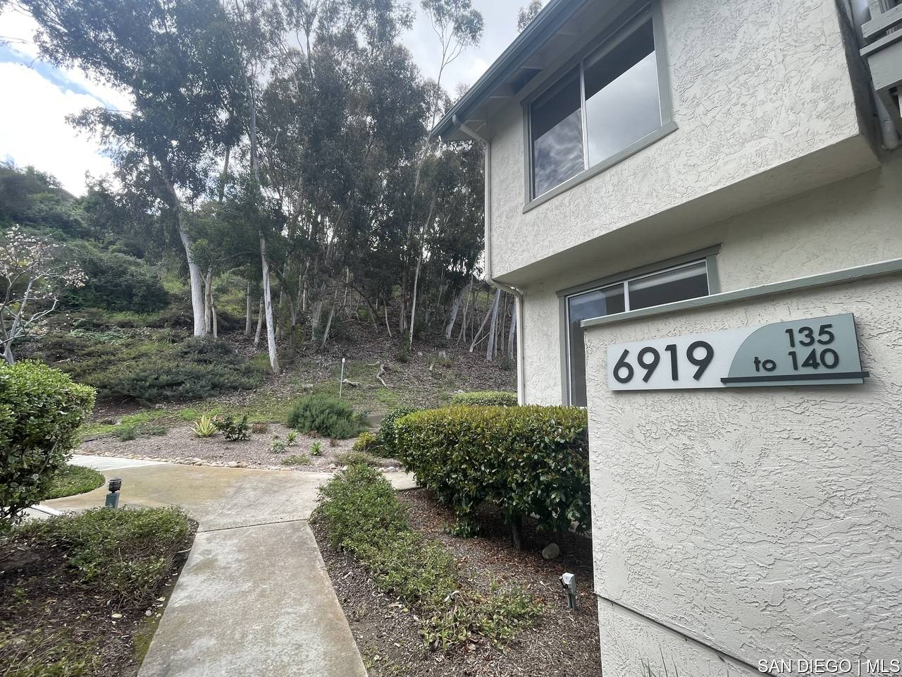 San Diego, CA 92111,6919 Park Mesa Way WAY #UNIT 140