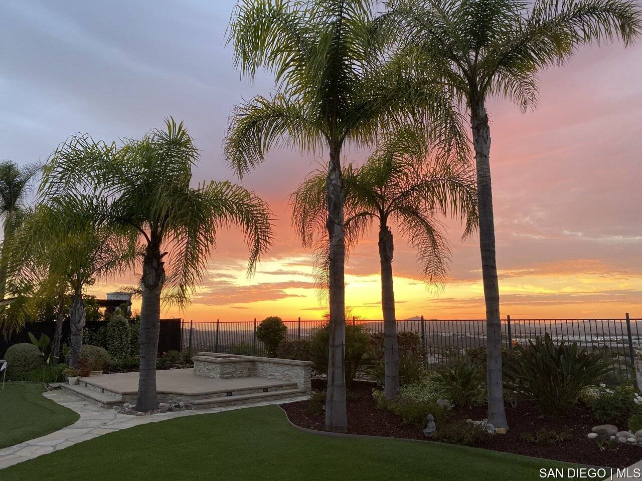 San Diego, CA 92131,15234 Maple Grove LN