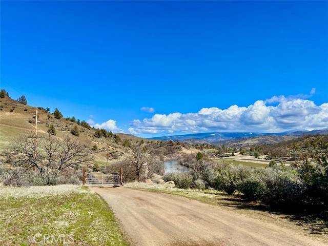 Hornbrook, CA 96044,14925 Steelhead Ct