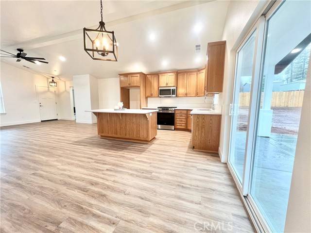 Paradise, CA 95969,5902 Del Mar Avenue