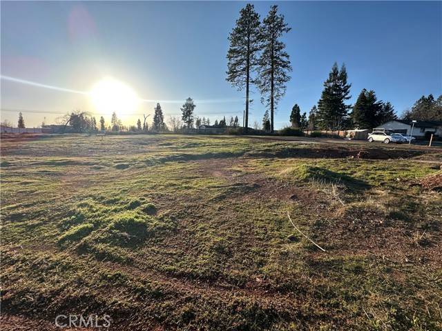 Paradise, CA 95969,1590 Young