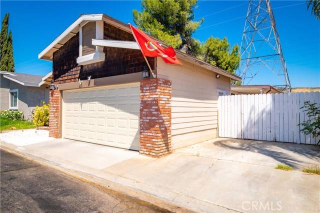 Castaic, CA 91384,31836 Marcasite Lane