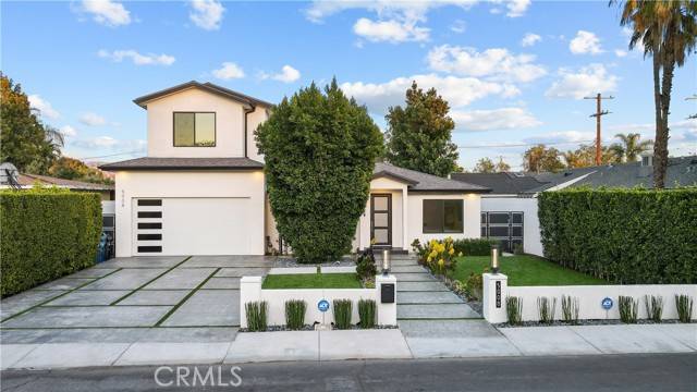 Toluca Lake, CA 91601,5008 Strohm Avenue