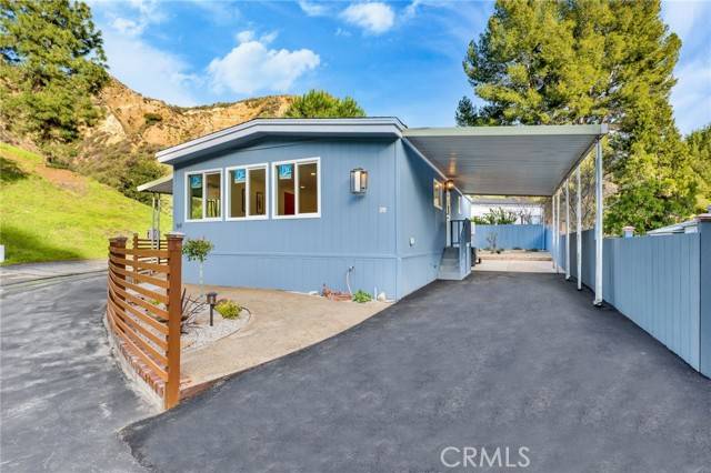 Newhall, CA 91321,23500 The Old #84