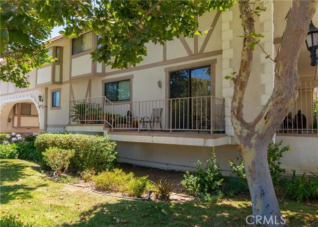 Chatsworth, CA 91311,10229 Variel Avenue #1