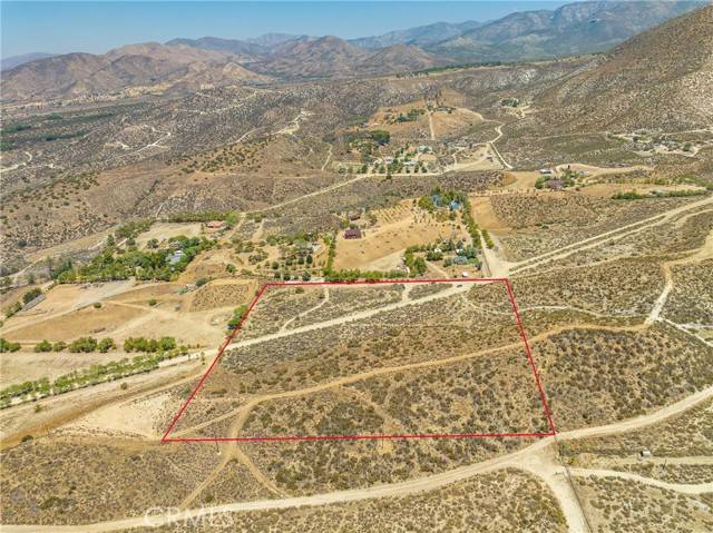 Acton, CA 93510,0 Falcon Glen Rd/Vic Heffner