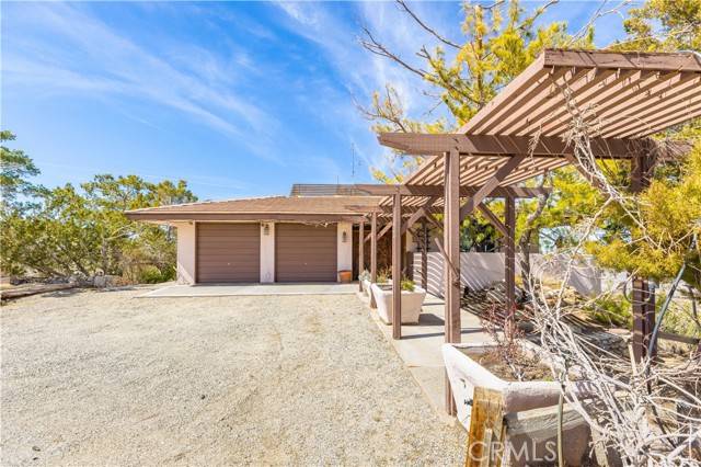 Llano, CA 93544,30755 E 165th Street