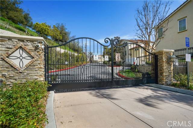 Granada Hills, CA 91344,15613 Odyssey Drive #24