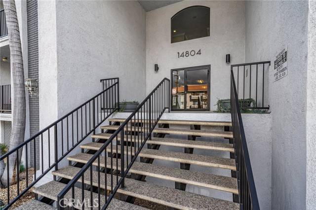 Sherman Oaks, CA 91403,14804 Magnolia Boulevard #2