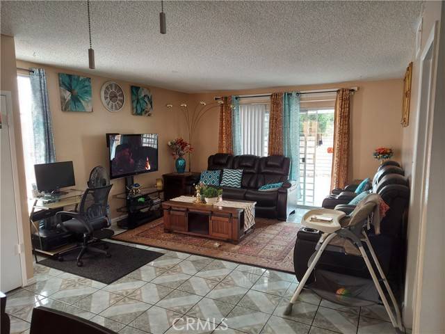 Panorama City, CA 91402,9201 Wakefield #15