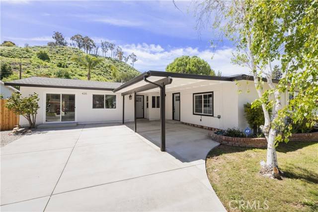 Simi Valley, CA 93065,435 Talbert Avenue