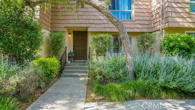 Agoura Hills, CA 91301,27469 Country Glen Road