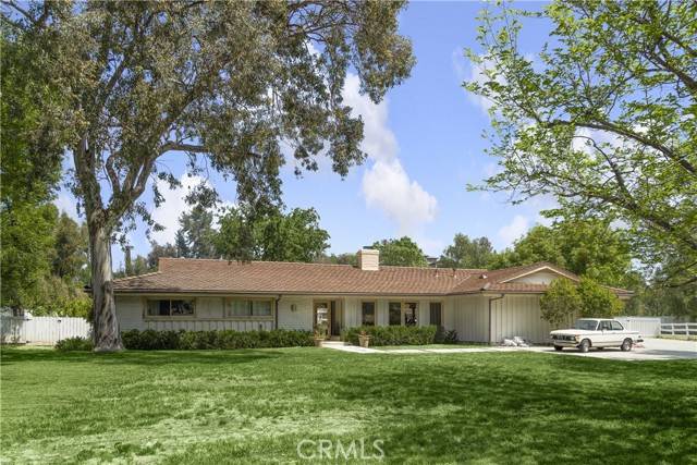 Hidden Hills, CA 91302,5541 Paradise Valley Road