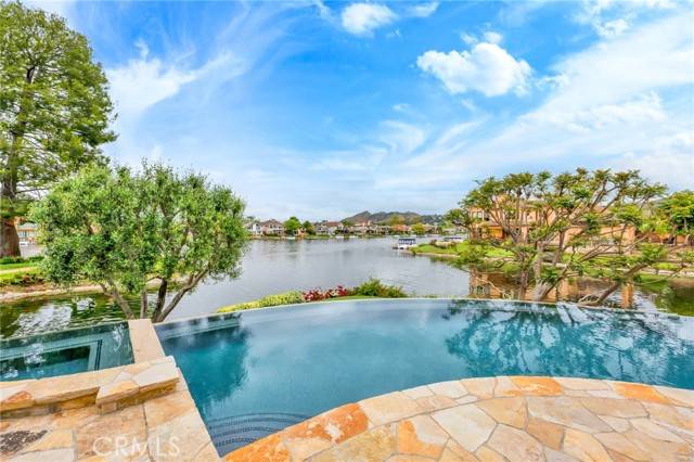 Westlake Village, CA 91361,3838 Mainsail Circle