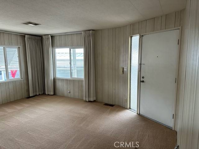 Thousand Oaks, CA 91362,140 Navajo