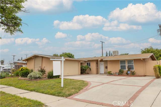 Granada Hills, CA 91344,10837 Paso Robles Avenue