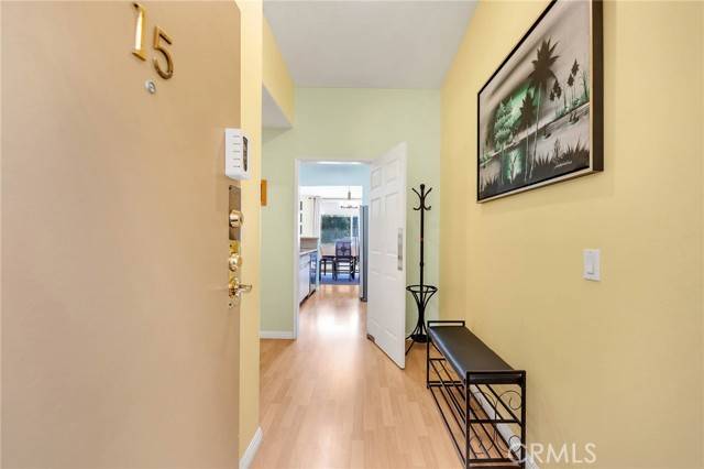 Van Nuys, CA 91406,15455 Sherman Way #15