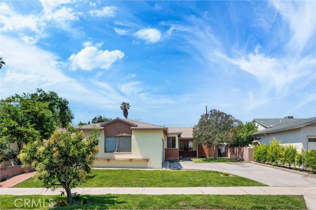 Arleta, CA 91331,9167 Beachy Avenue