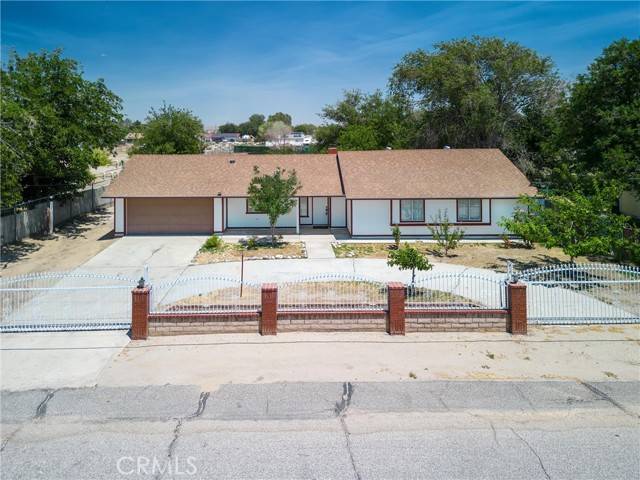 Lake Los Angeles, CA 93535,40618 177th Street