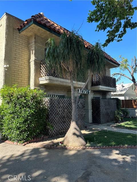 Van Nuys, CA 91411,14716 Gilmore Street