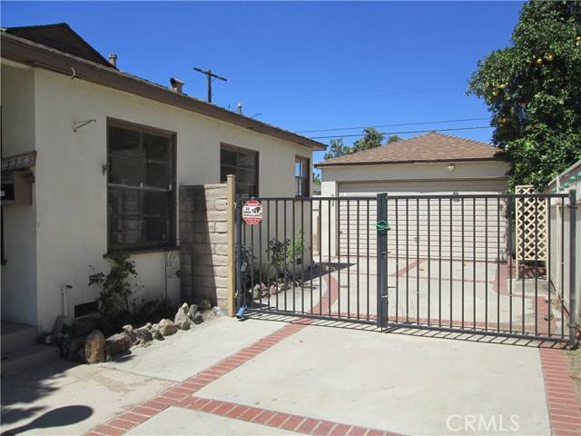 Arleta, CA 91331,13713 Bracken Street