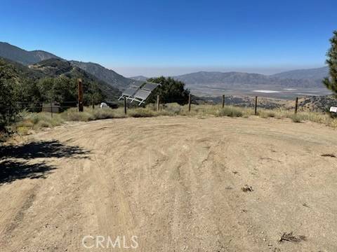 Tehachapi, CA 93561,23301 Grindelwald