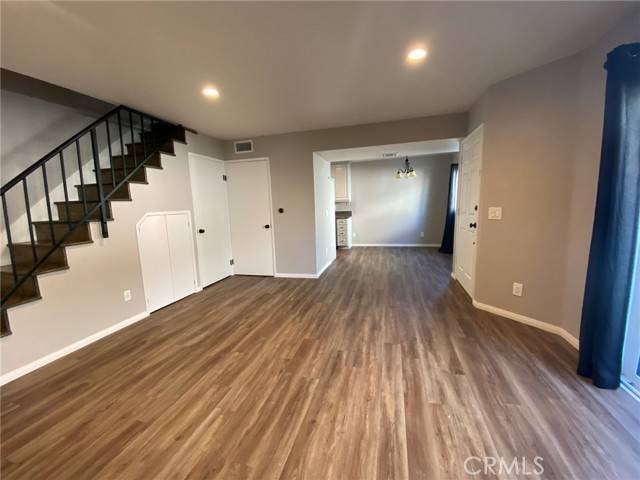 Valley Village, CA 91607,4744 Ben Avenue #4