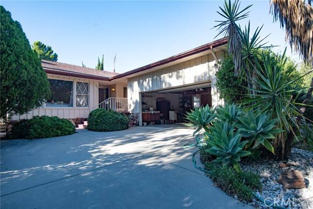 La Crescenta, CA 91214,4303 Lowell Avenue