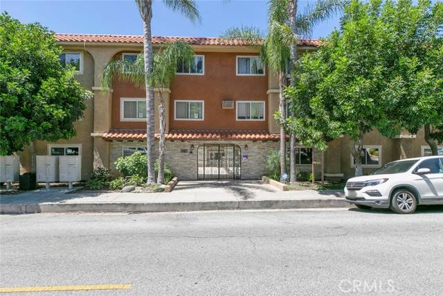 La Crescenta, CA 91214,3220 Altura Ave #305