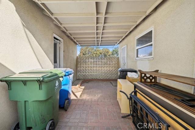 North Hollywood, CA 91606,6763 Case Avenue