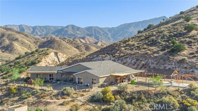 Acton, CA 93510,3715 Soledad Canyon Road