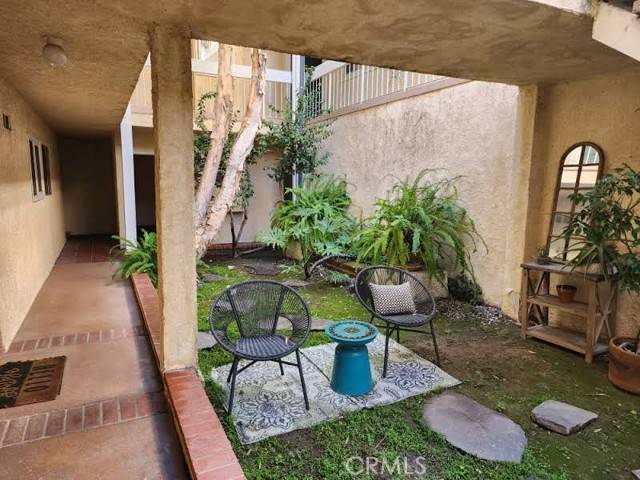 Valley Village, CA 91601,4807 Beck Avenue #5