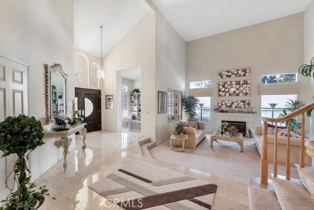 Westlake Village, CA 91361,32460 Timberridge Court