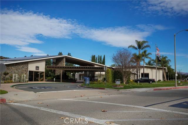 Newhall, CA 91321,26713 Oak Crossing Road #B