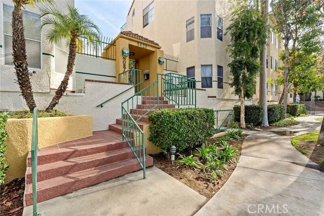 Sherman Oaks, CA 91401,5420 Sylmar Avenue #119