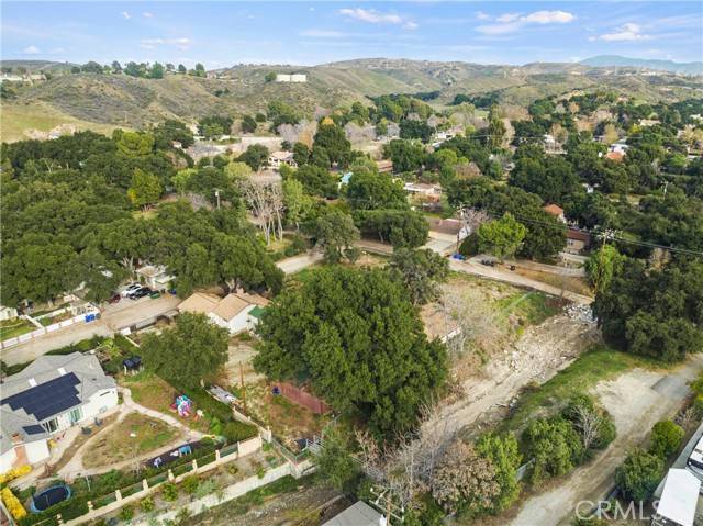 Newhall, CA 91321,24811 Meadview Avenue