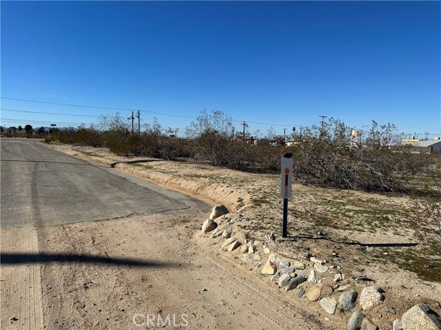 Pearblossom, CA 93553,3 Lots on V10 and Longview