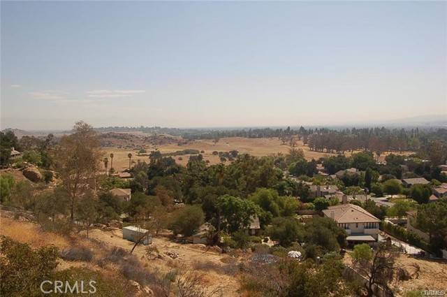 West Hills, CA 91304,8584 Hillcroft